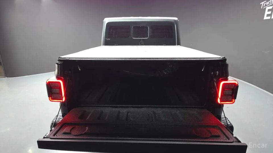 Jeep gladiator