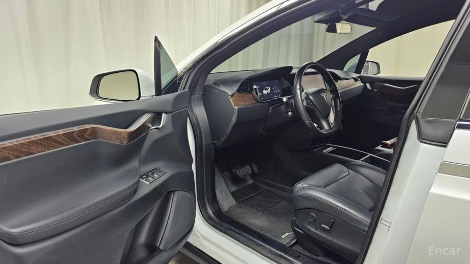 Tesla model-x