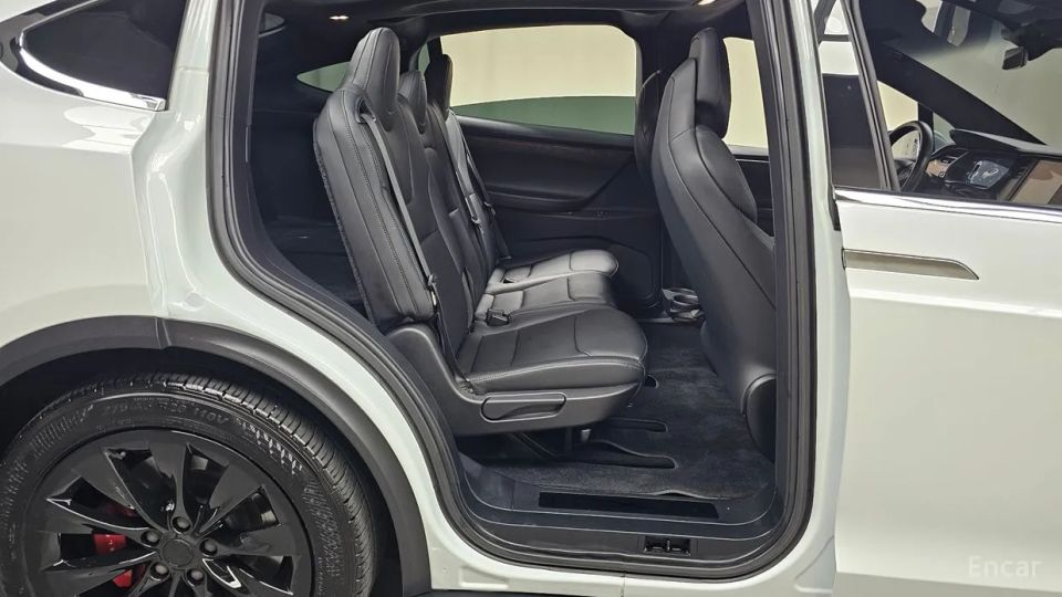 Tesla model-x