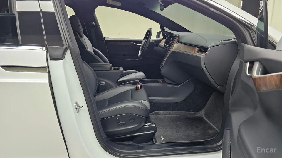 Tesla model-x