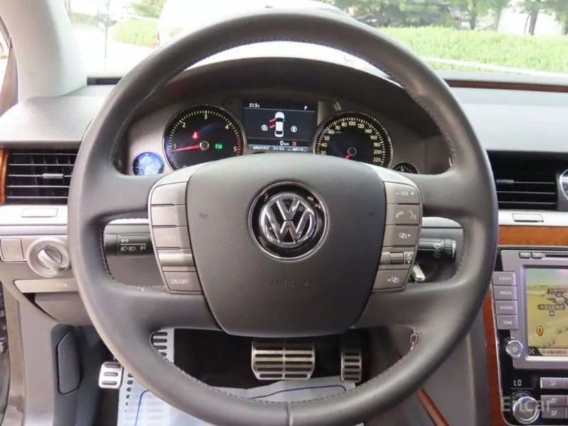 Volkswagen Phaeton
