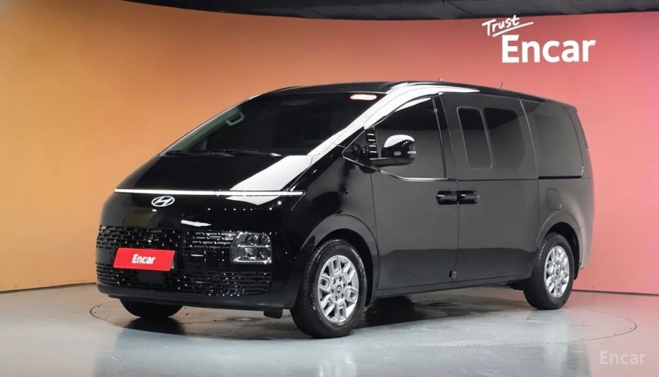 Hyundai Staria