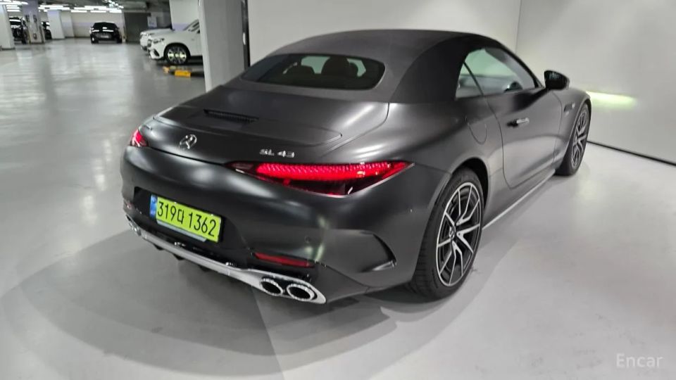 Mercedes-Benz SL-Class