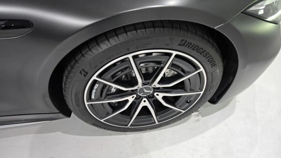 Mercedes-Benz SL-Class