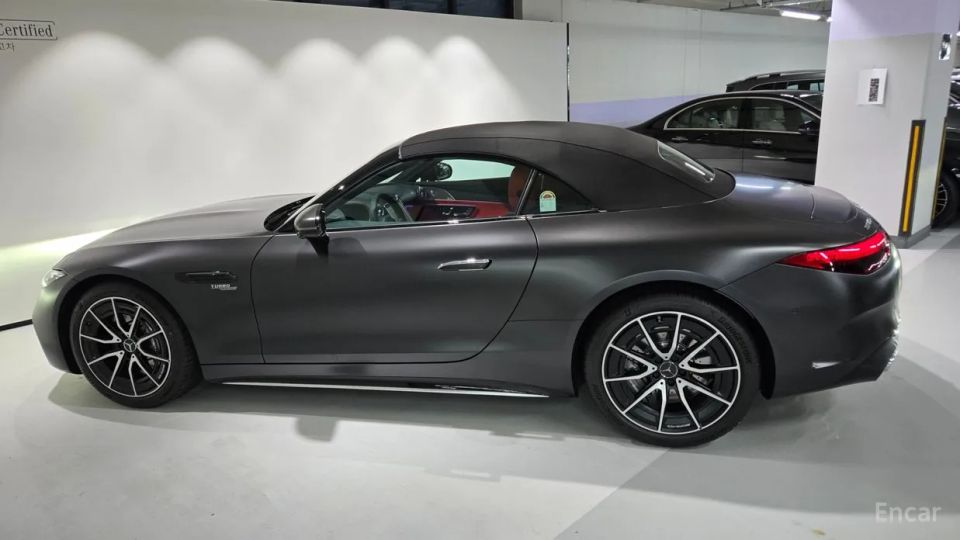 Mercedes-Benz SL-Class