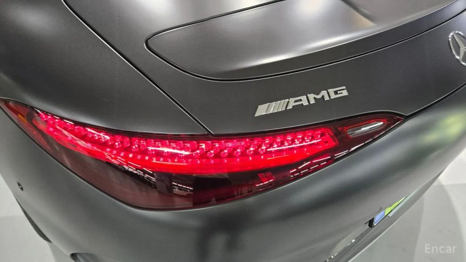Mercedes-Benz SL-Class