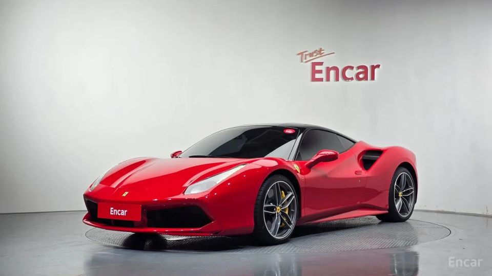 Ferrari 488