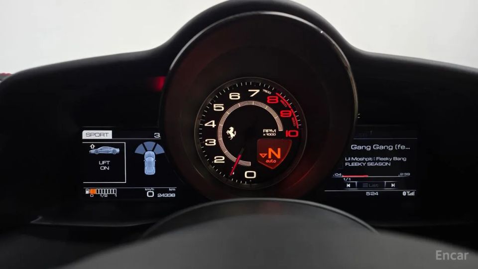 Ferrari 488