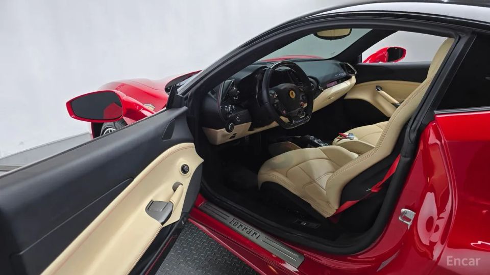 Ferrari 488