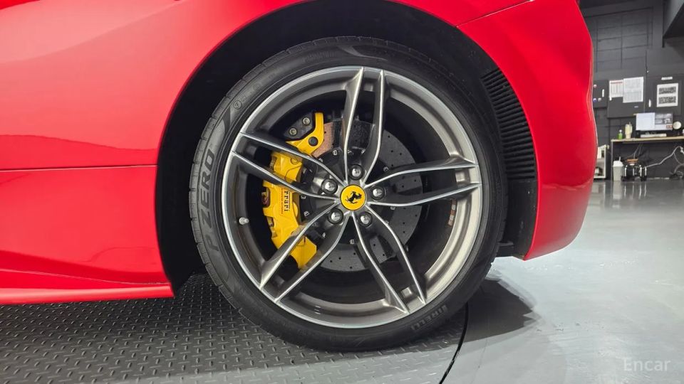 Ferrari 488