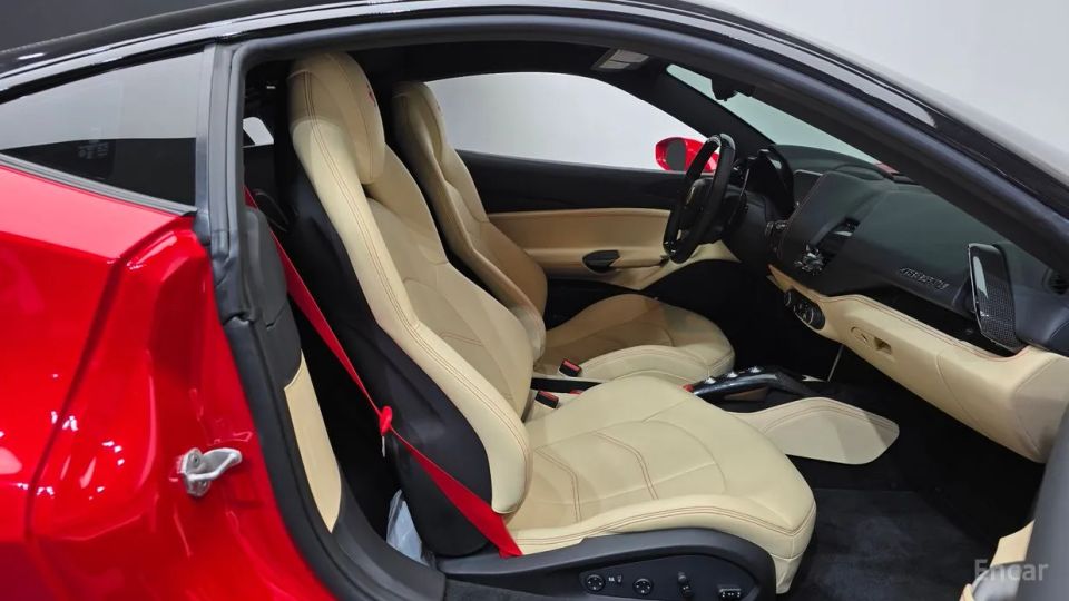Ferrari 488