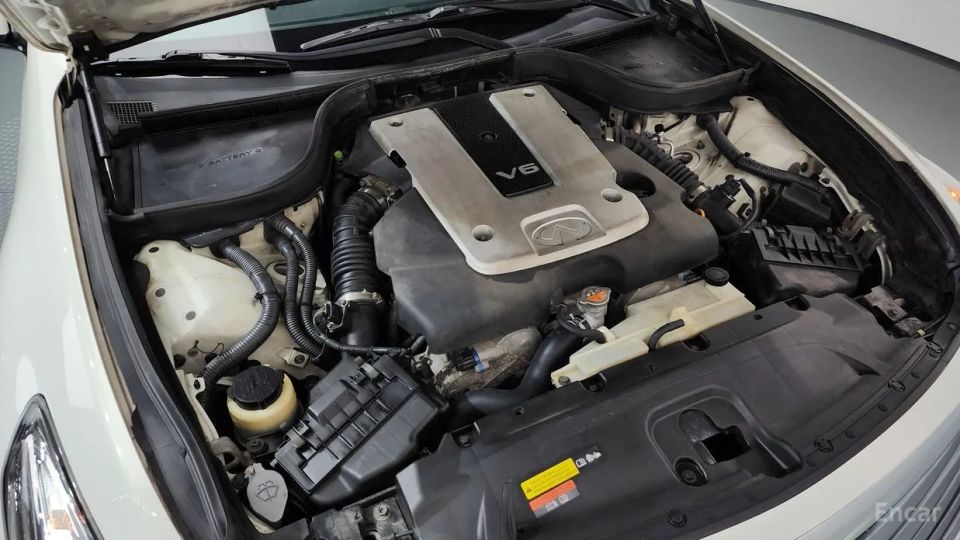 Infiniti G