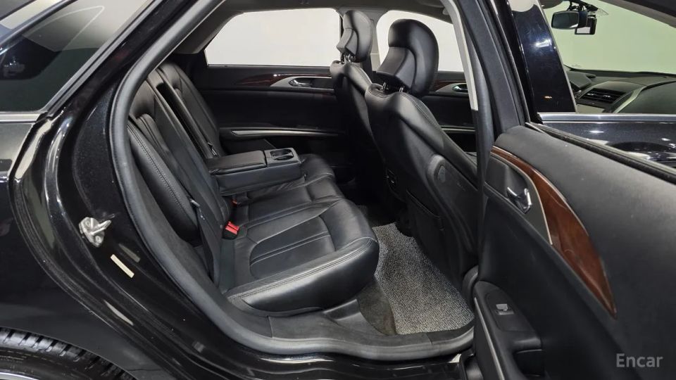 Lincoln MKZ
