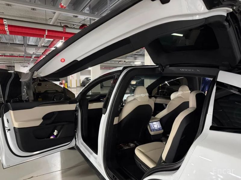 Tesla model-x