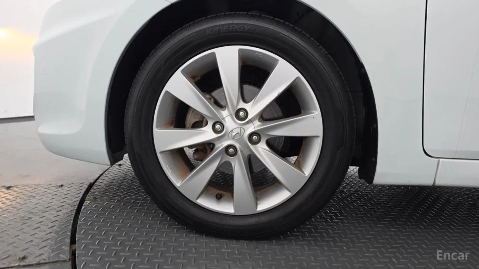 Hyundai Accent