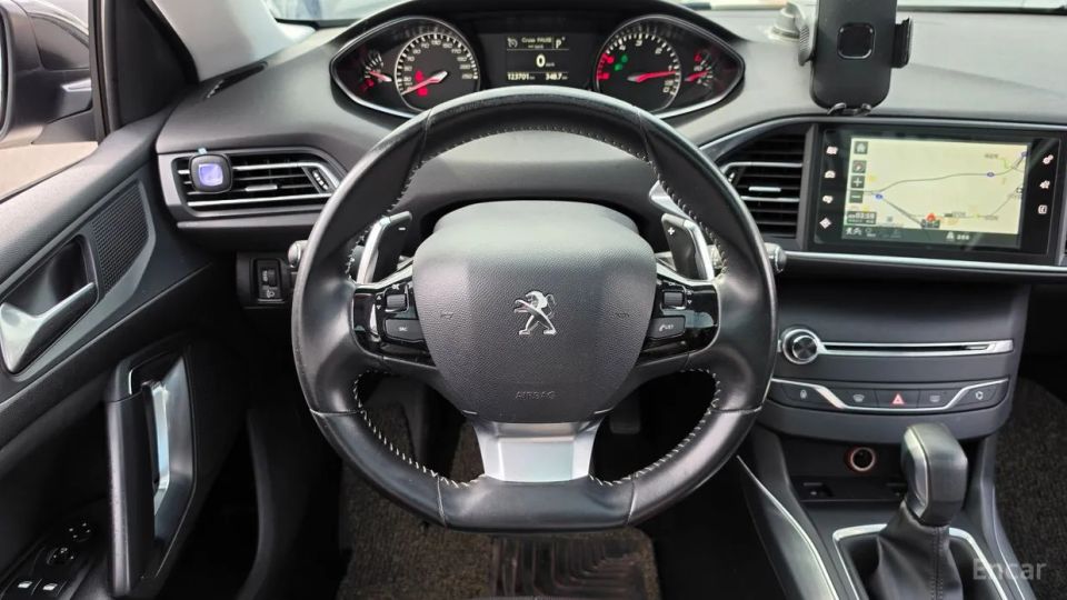 Peugeot 308