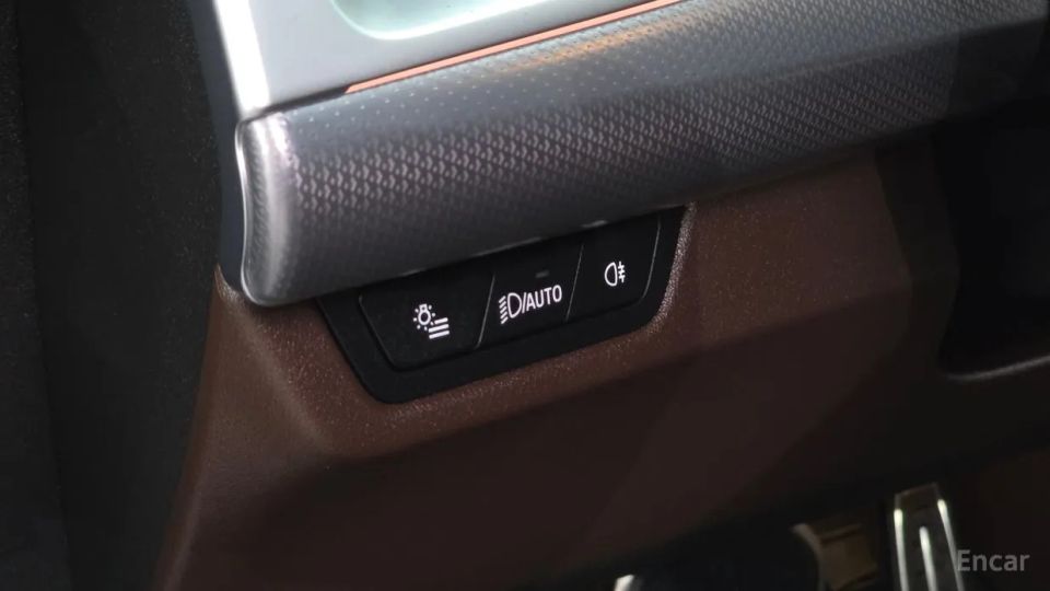 BMW IX2