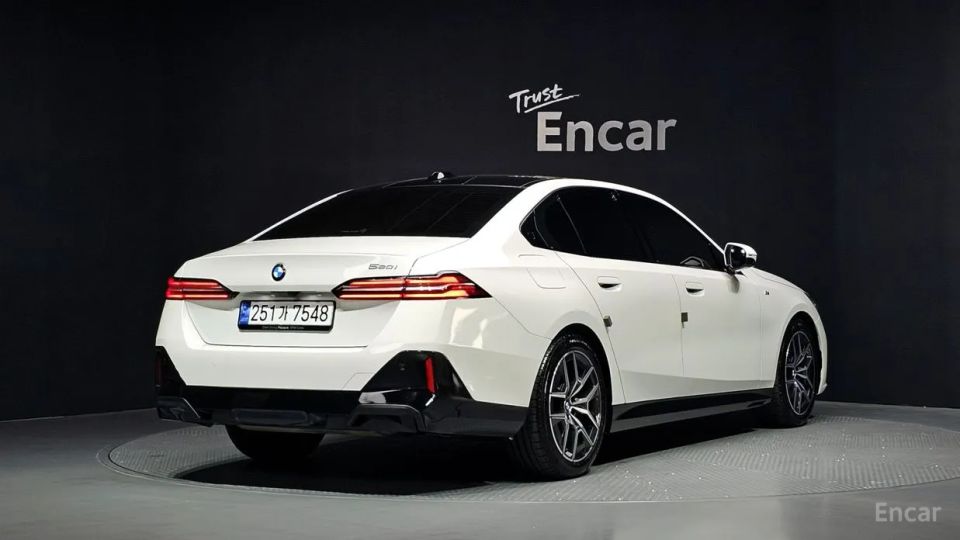 BMW 5-series