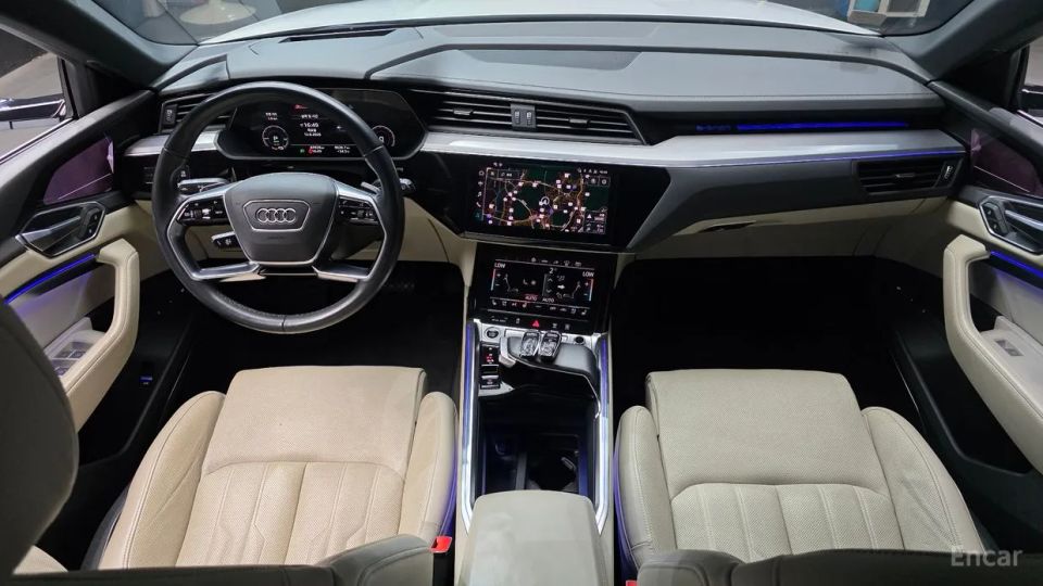 Audi E-tron