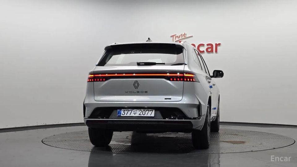 Renault-KoreaSamsung Grand Koleos
