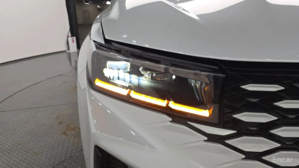 Renault-KoreaSamsung Grand Koleos