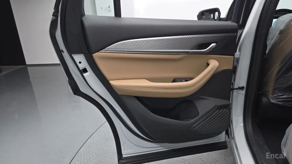 Renault-KoreaSamsung Grand Koleos