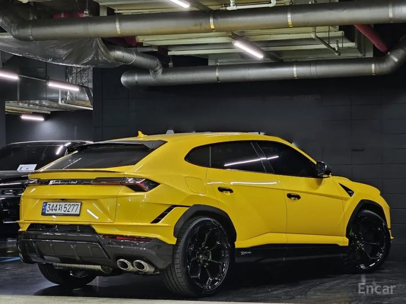 Lamborghini urus