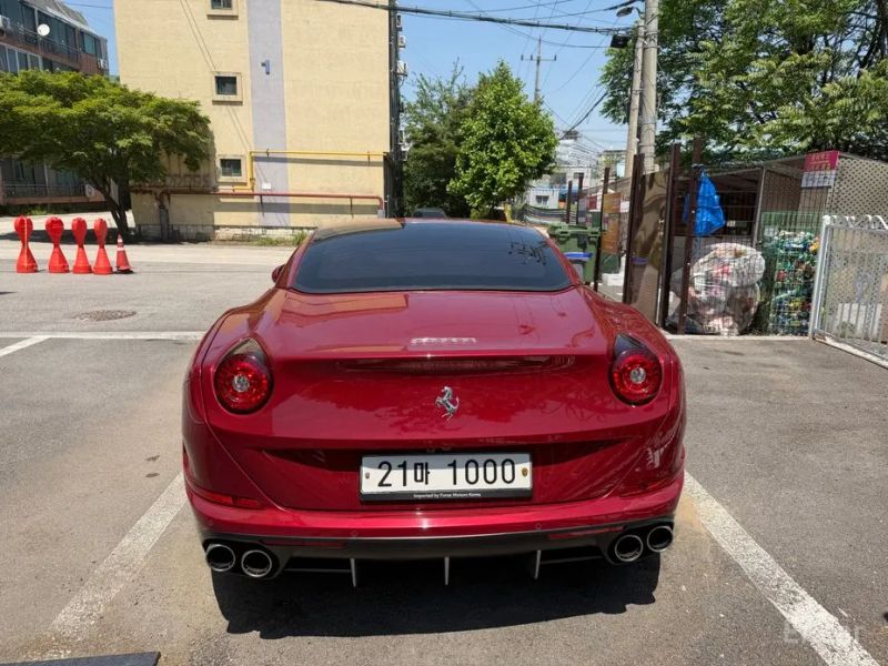 Ferrari California