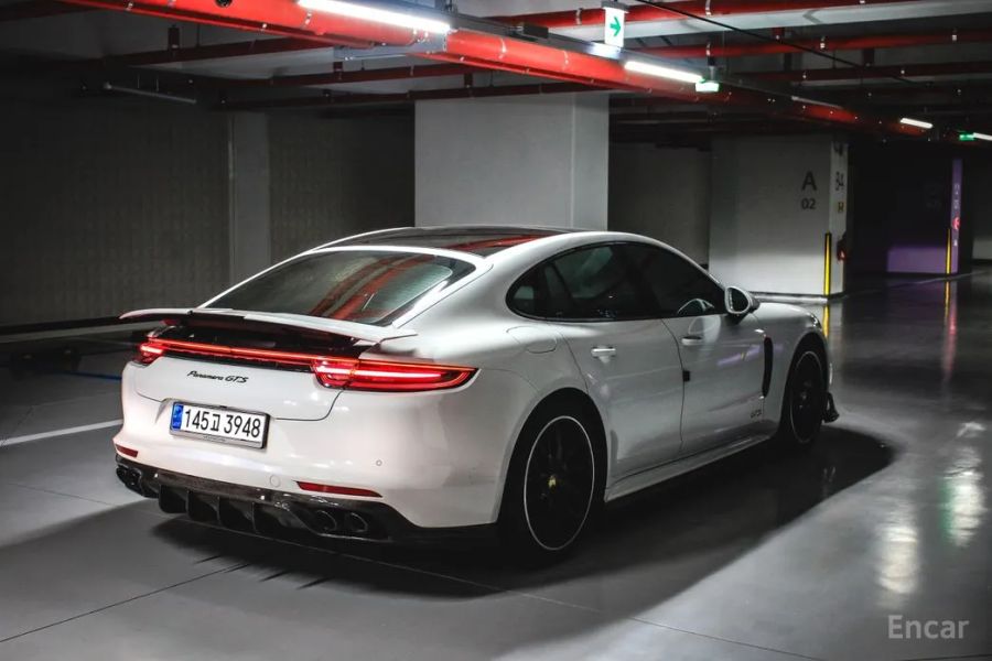 Porsche Panamera
