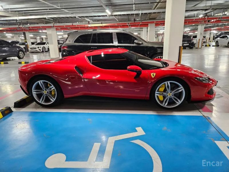 Ferrari 296