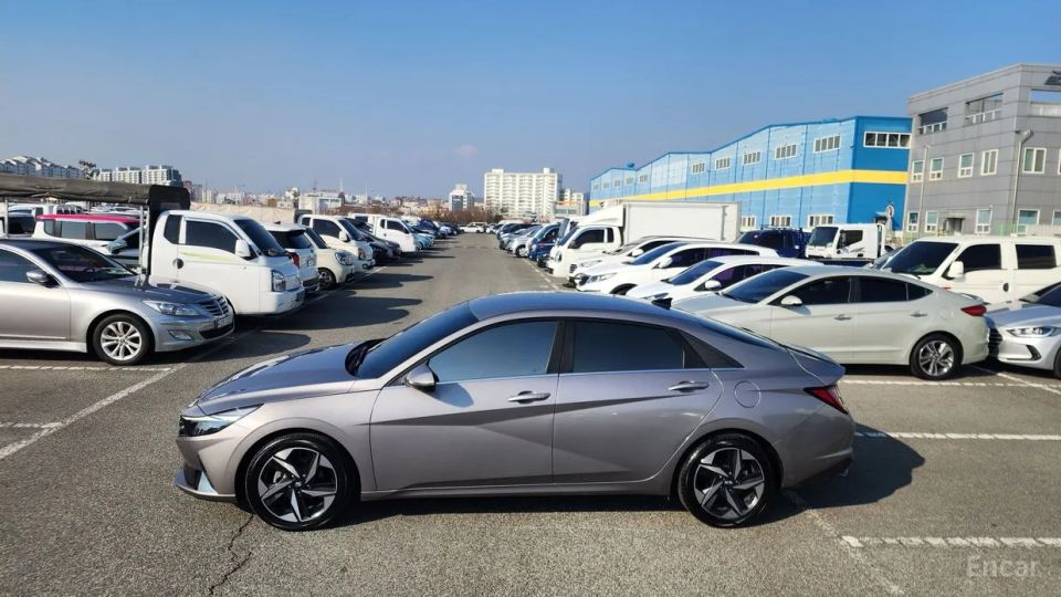 Hyundai AVANTE