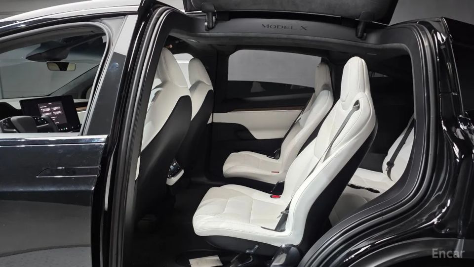 Tesla model-x