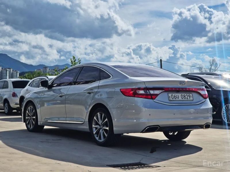 Hyundai Grandeur