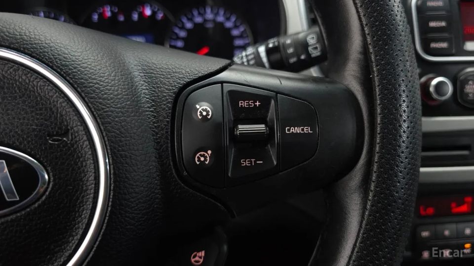 Kia Carens