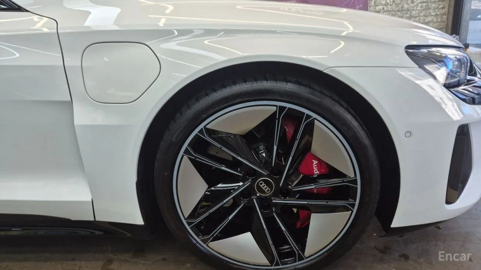 Audi RS e-tron GT