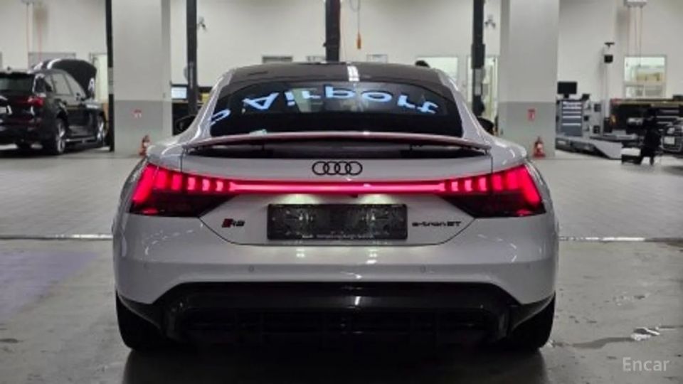 Audi RS e-tron GT