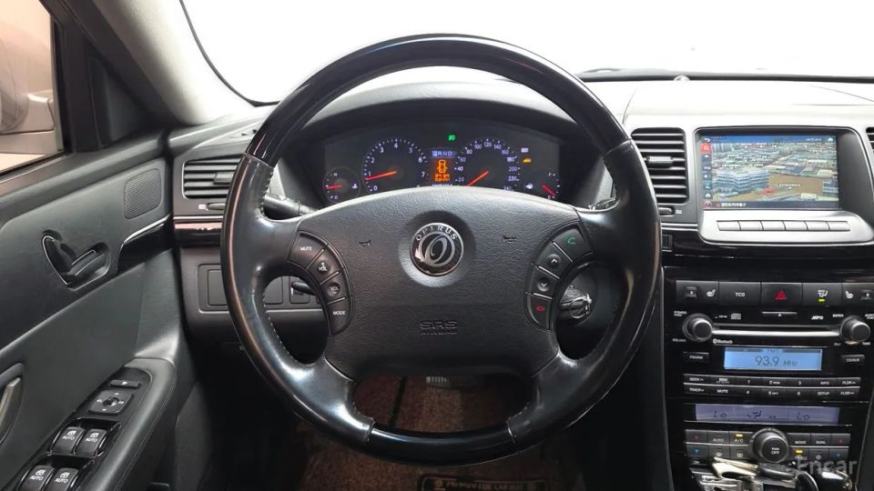 Kia OPIRUS
