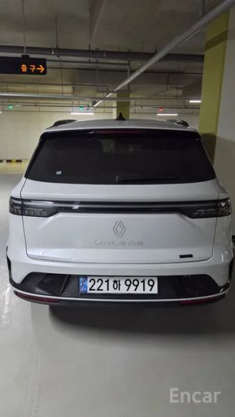 Renault-KoreaSamsung Grand Koleos