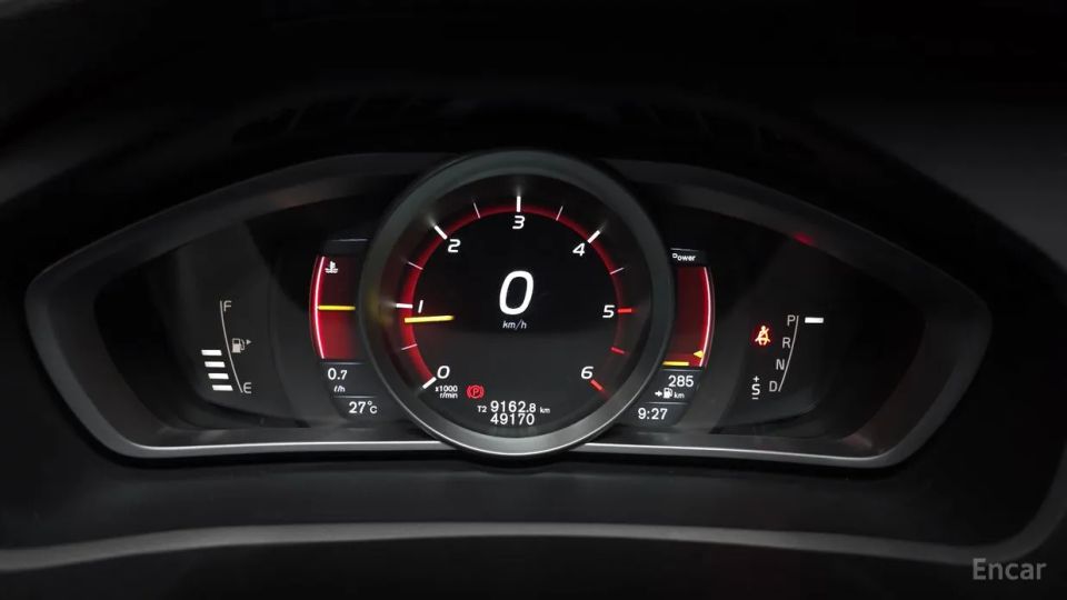 Volvo V40