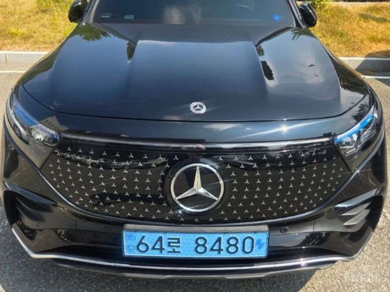 Mercedes-Benz EQB