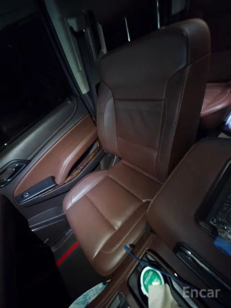 Chevrolet Surburban