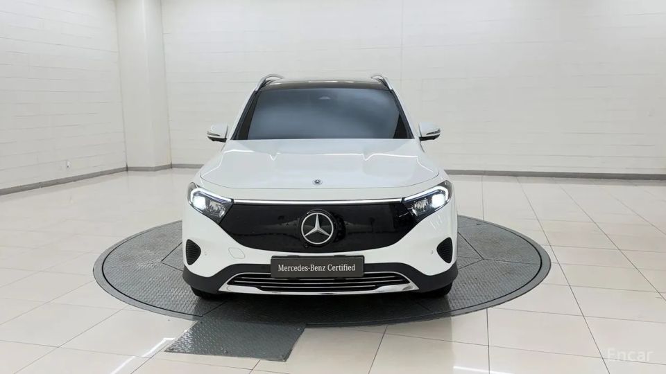 Mercedes-Benz EQB