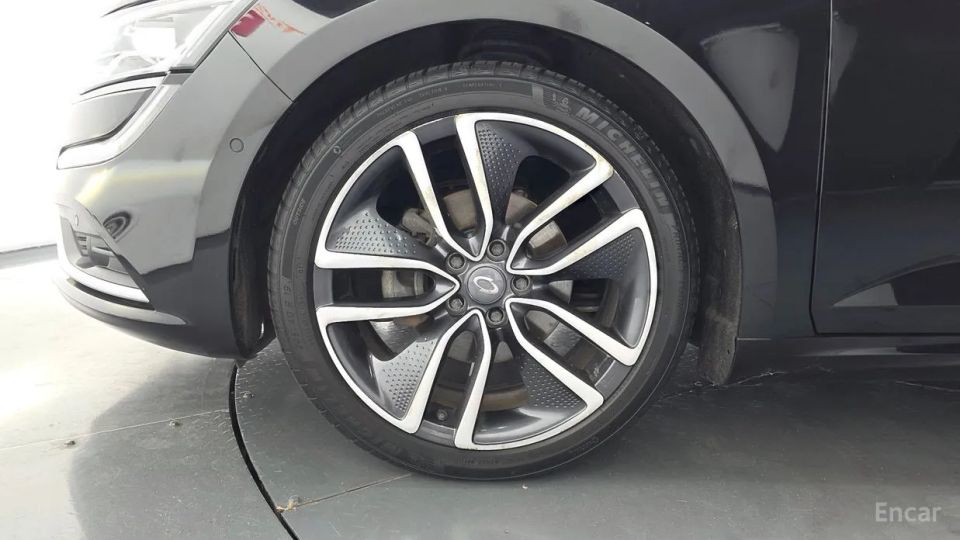 Renault-KoreaSamsung SM6