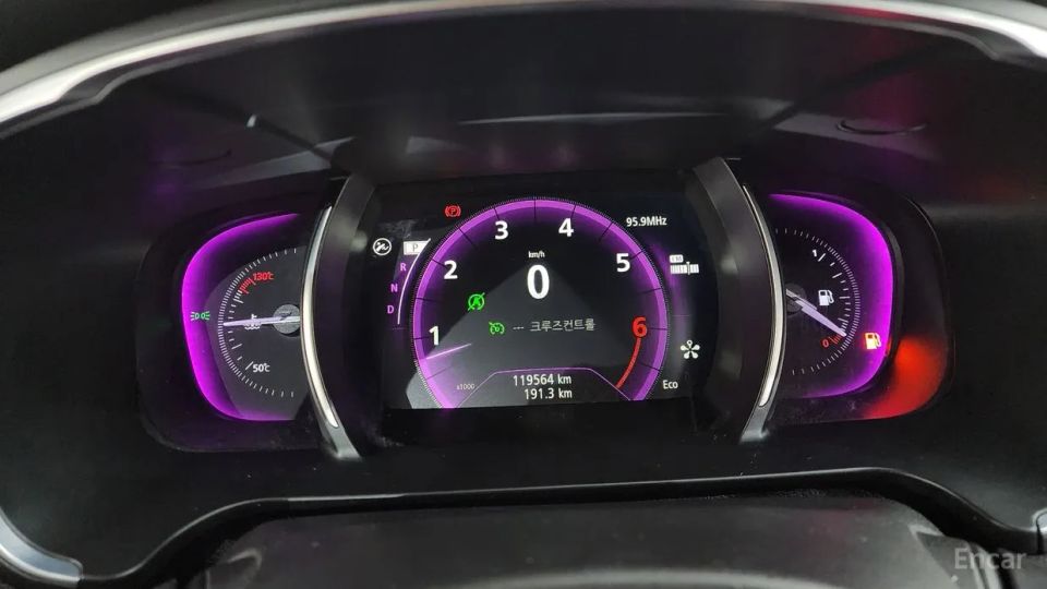 Renault-KoreaSamsung SM6
