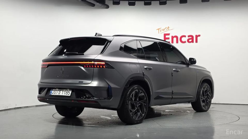Renault-KoreaSamsung Grand Koleos