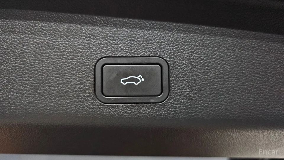 Renault-KoreaSamsung Grand Koleos