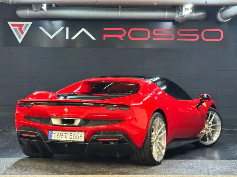 Ferrari 296