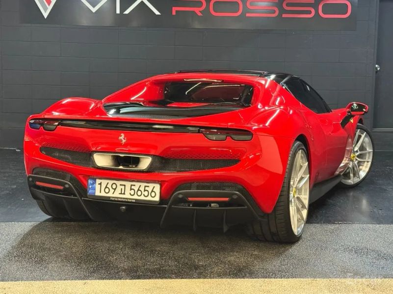 Ferrari 296