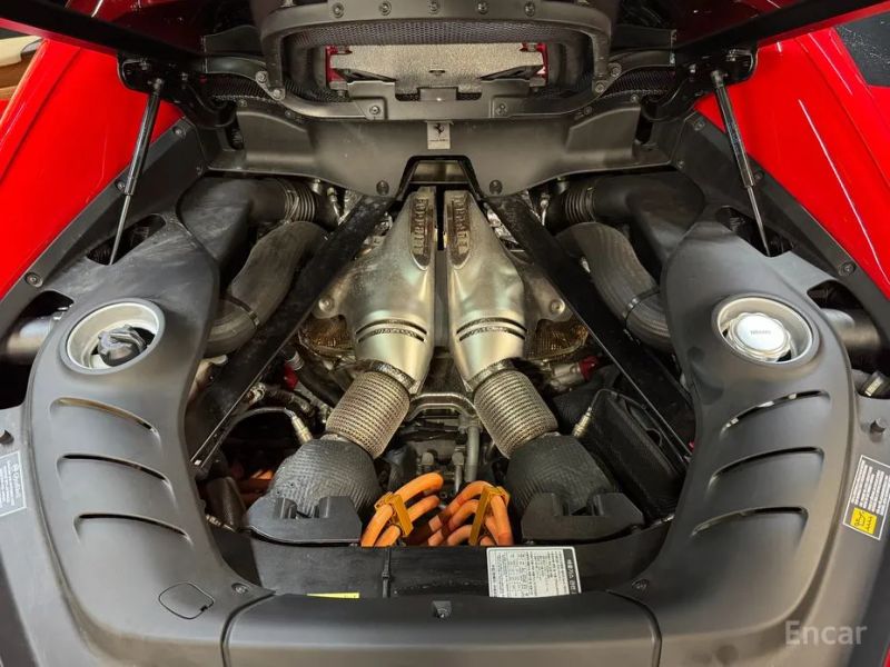 Ferrari 296