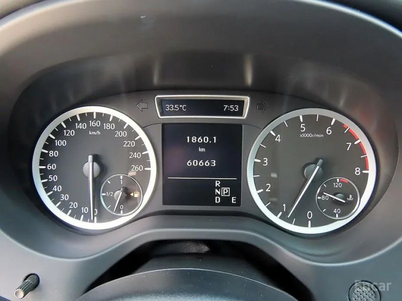 Infiniti Q30